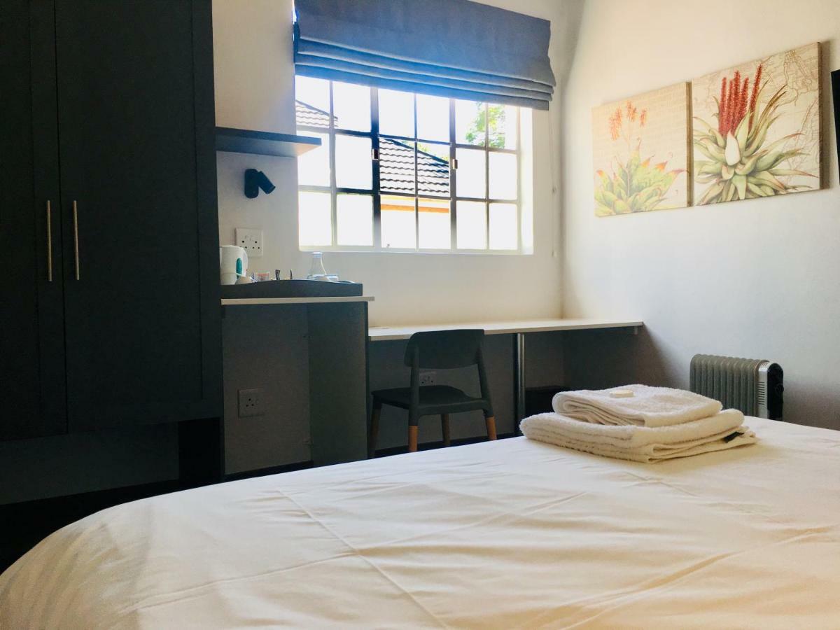 Melville Manor Guest House 约翰内斯堡 外观 照片